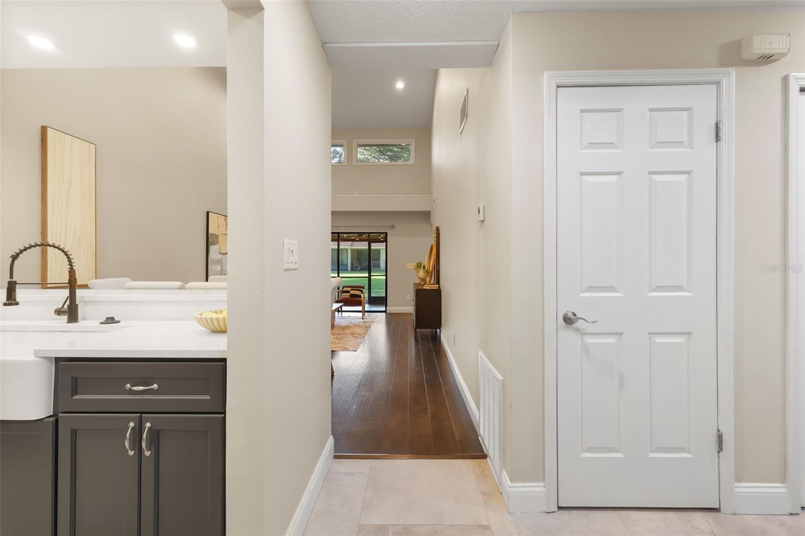 Townhouse at 8209 SANDPOINT BLVD, ORLANDO, photo 14 of 36