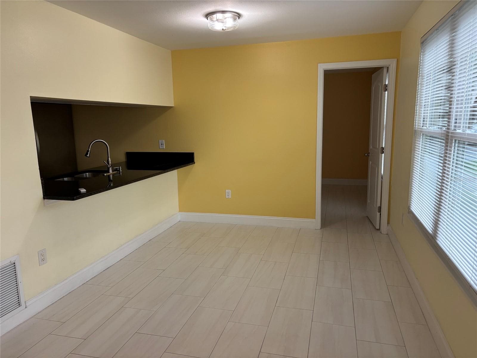 Condominium at 3638 59TH AVE W #3638, BRADENTON, photo 6 of 20