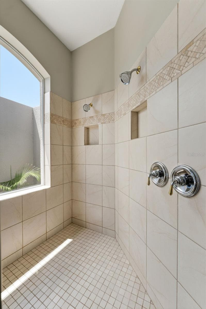 Walk In Garden Shower With Lots of Space and Dual Showerheads - 24355 HIDEOUT TRL, LAND O LAKES