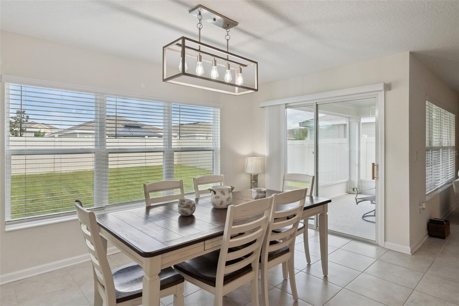 Single Family Residence at 4330 SUNNY CREEK PL, KISSIMMEE, photo 9 of 32