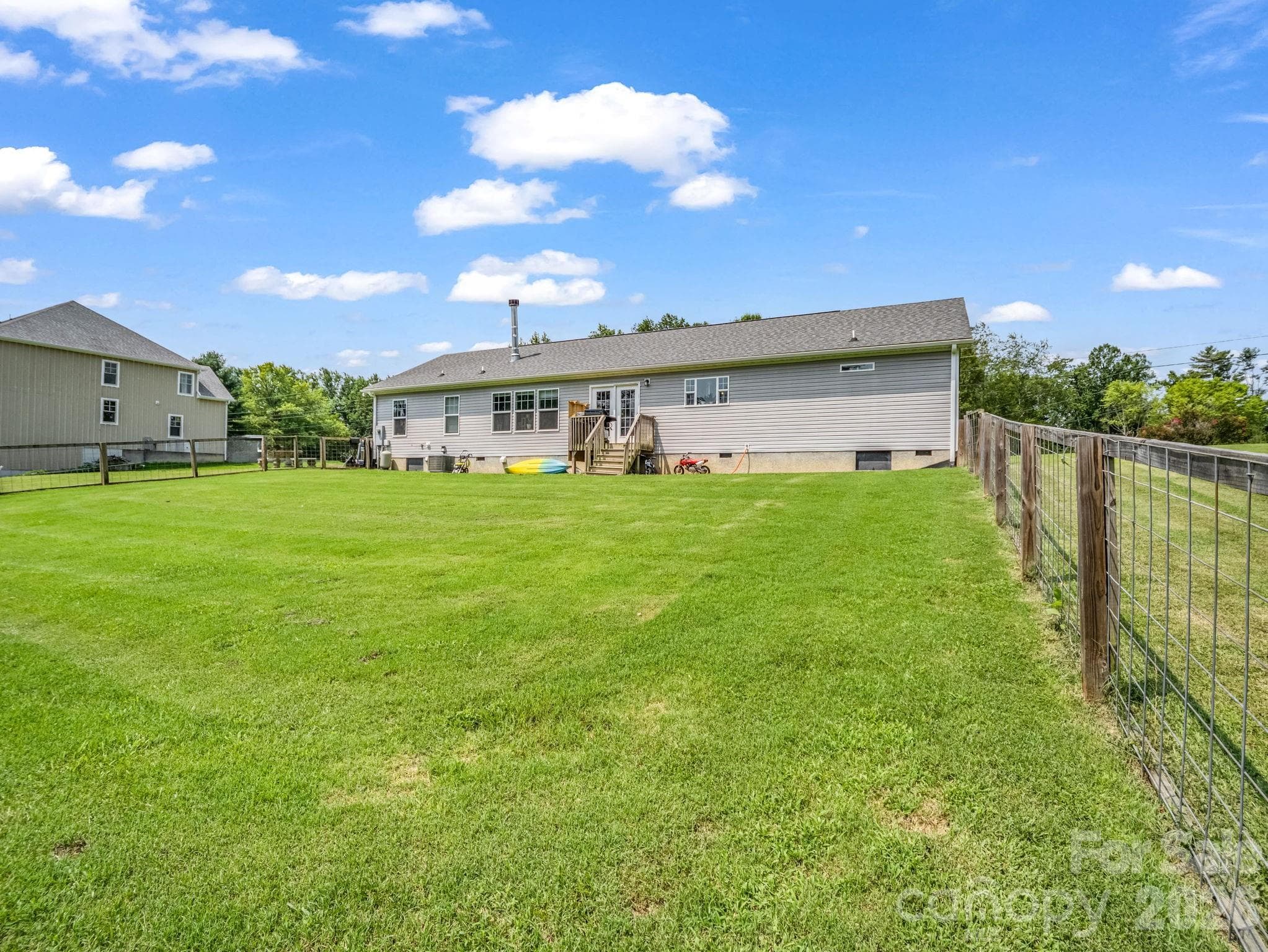Single Family Residence at 213 Big Oak Road, Hendersonville, photo 36 of 52