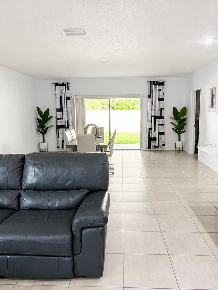 Living to Dinning - 1383 LEVY BEND DR, KISSIMMEE