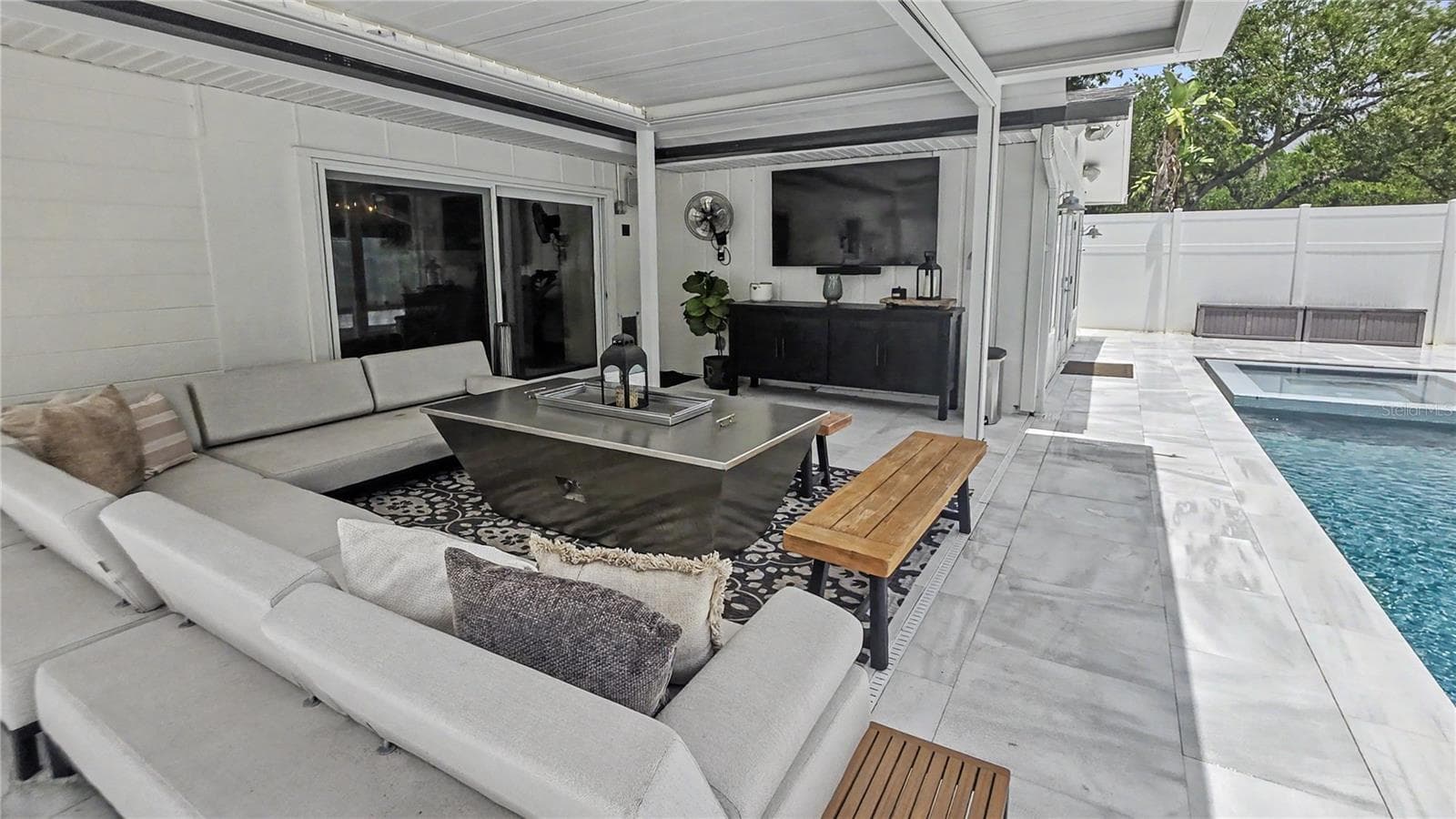 Outdoor Entertainment Area 2 - 5143 SANDY BEACH AVE, SARASOTA