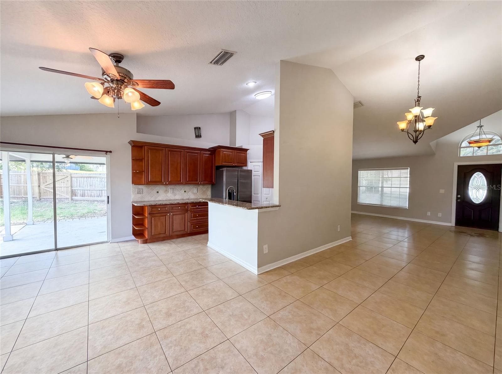 Single Family Residence at 17802 JEFFERSON ST, WINTER GARDEN, photo 8 of 28