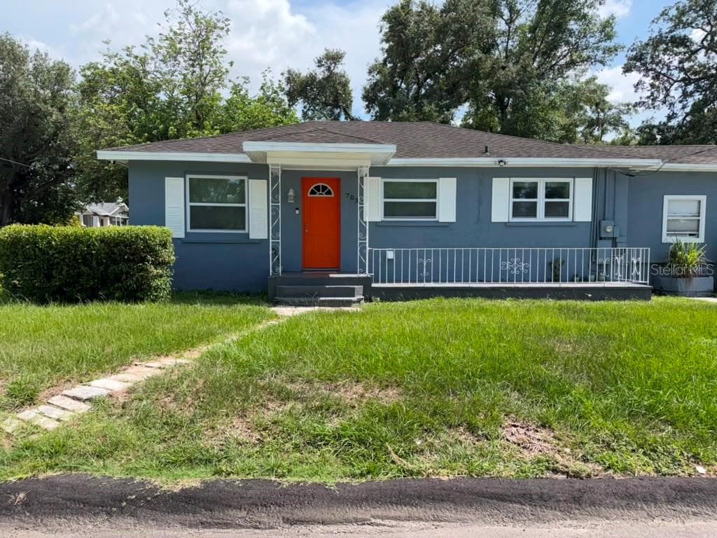 Single Family Residence at 703 E HAMILTON AVE, TAMPA, photo 41 of 99