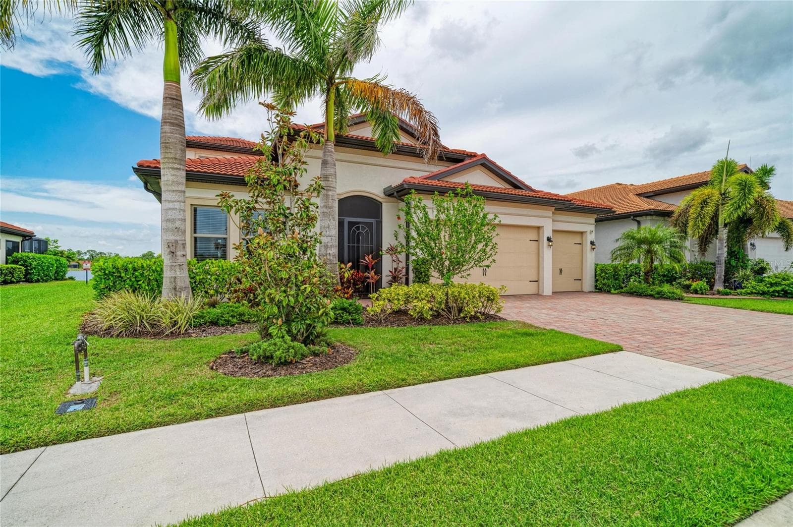 Single Family Residence at 289 VILLORESI BLVD, NOKOMIS, photo 8 of 99