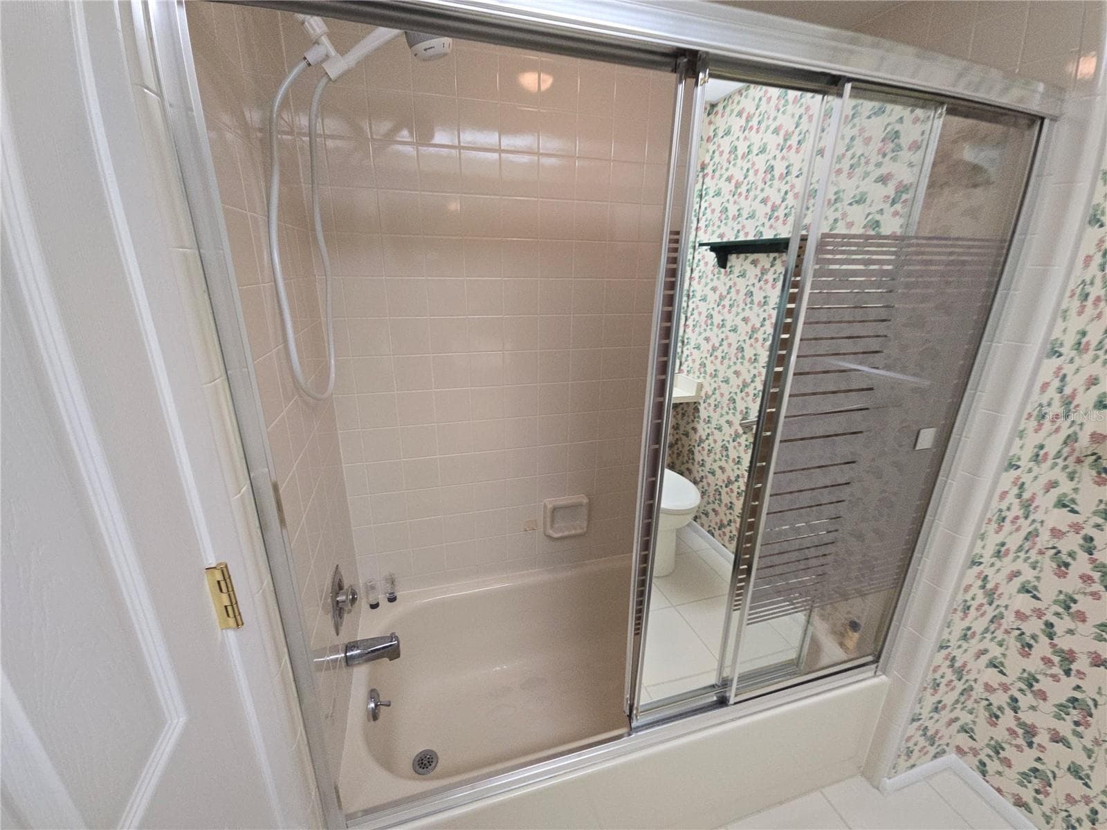 Condominium at 6601 11TH AVE W #6003, BRADENTON, photo 17 of 26