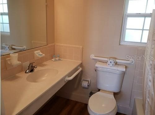 Hotel/Motel at 1700 S ATLANTIC AVE, DAYTONA BEACH, photo 10 of 20