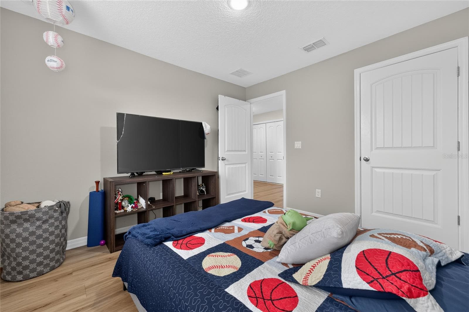 Townhouse at 10108 SALT POINT DR, WINTER GARDEN, photo 14 of 30