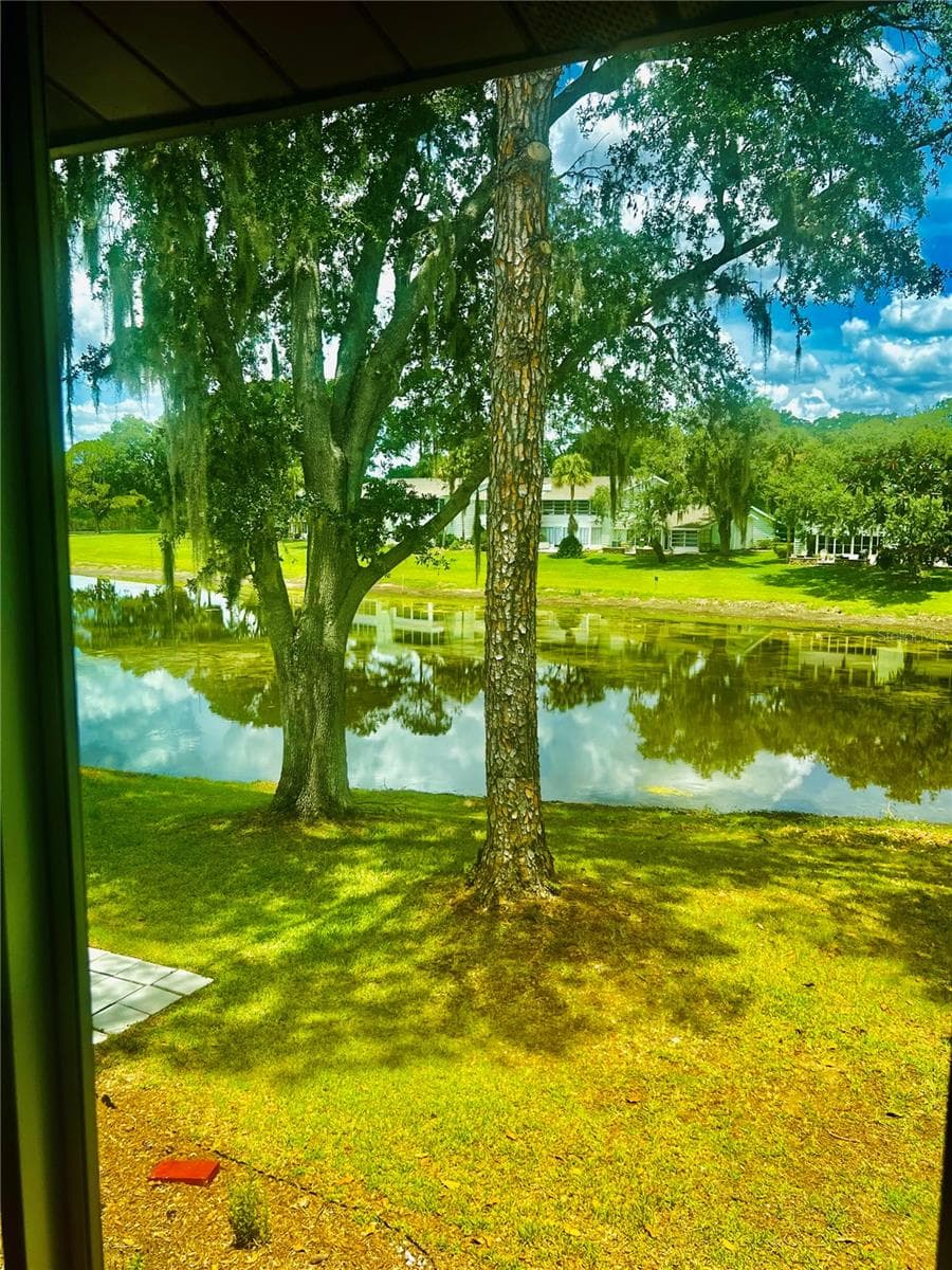 Condominium at 625 MIDWAY DR #B, OCALA, photo 8 of 23