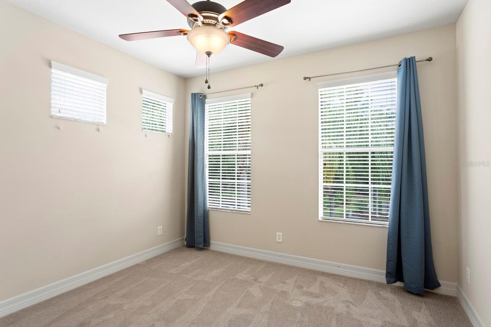 Townhouse at 12639 SILVERDALE ST, TAMPA, photo 22 of 34