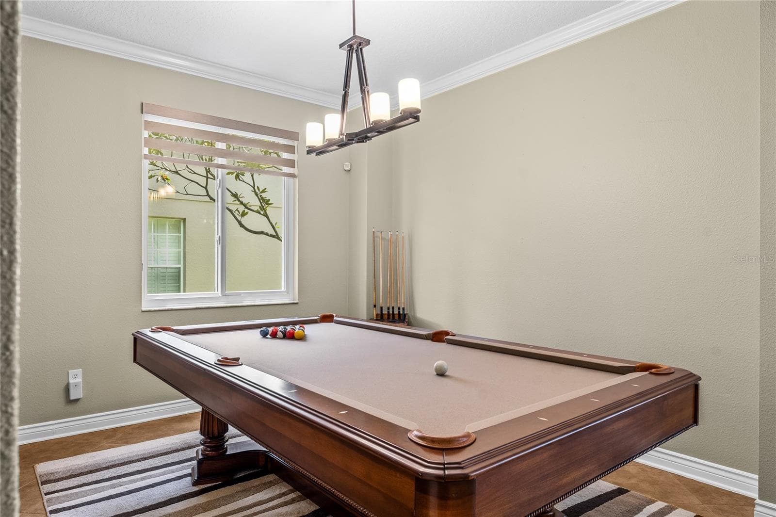 Formal dining room which which could be a great pool room. - 483 VIA TUSCANY LOOP, LAKE MARY