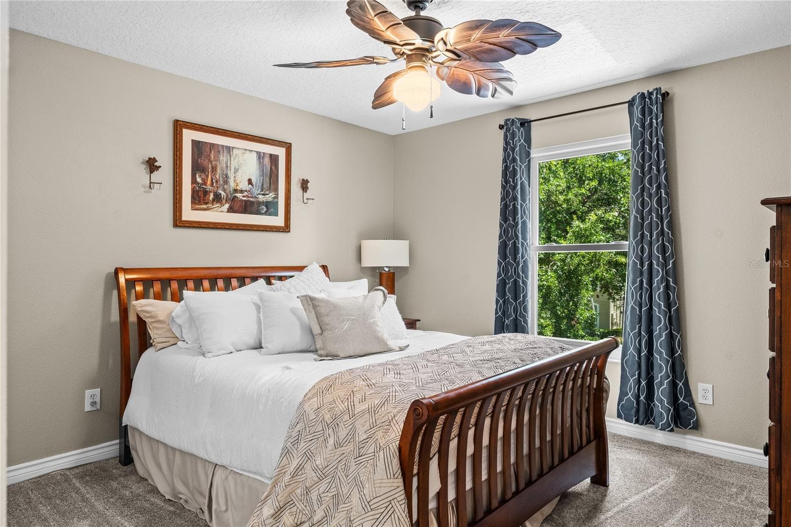 The secondary bedroom has fresh carpet - 483 VIA TUSCANY LOOP, LAKE MARY