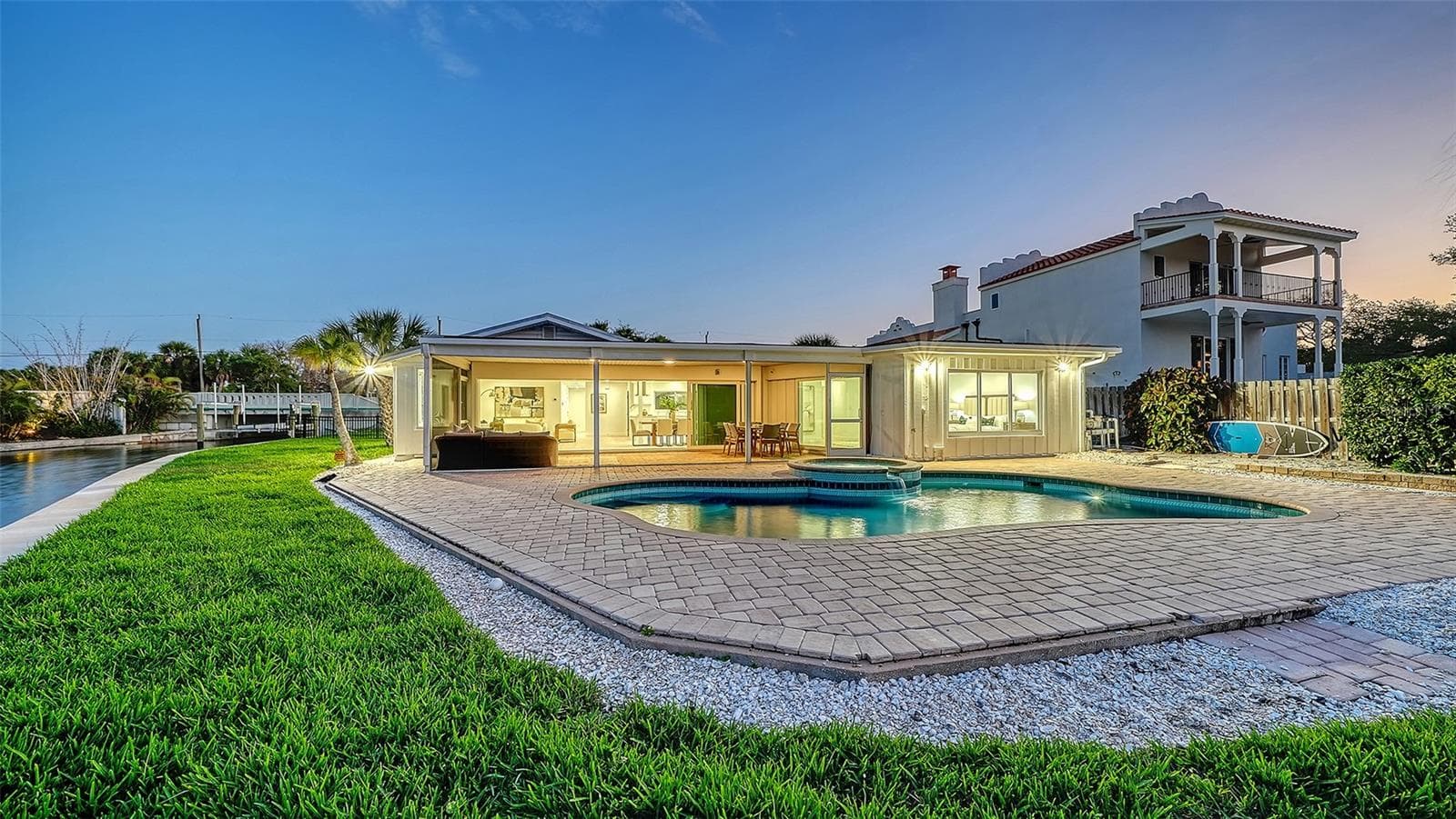 Single Family Residence at 339 TREASURE BOAT WAY, SARASOTA, photo 4 of 97