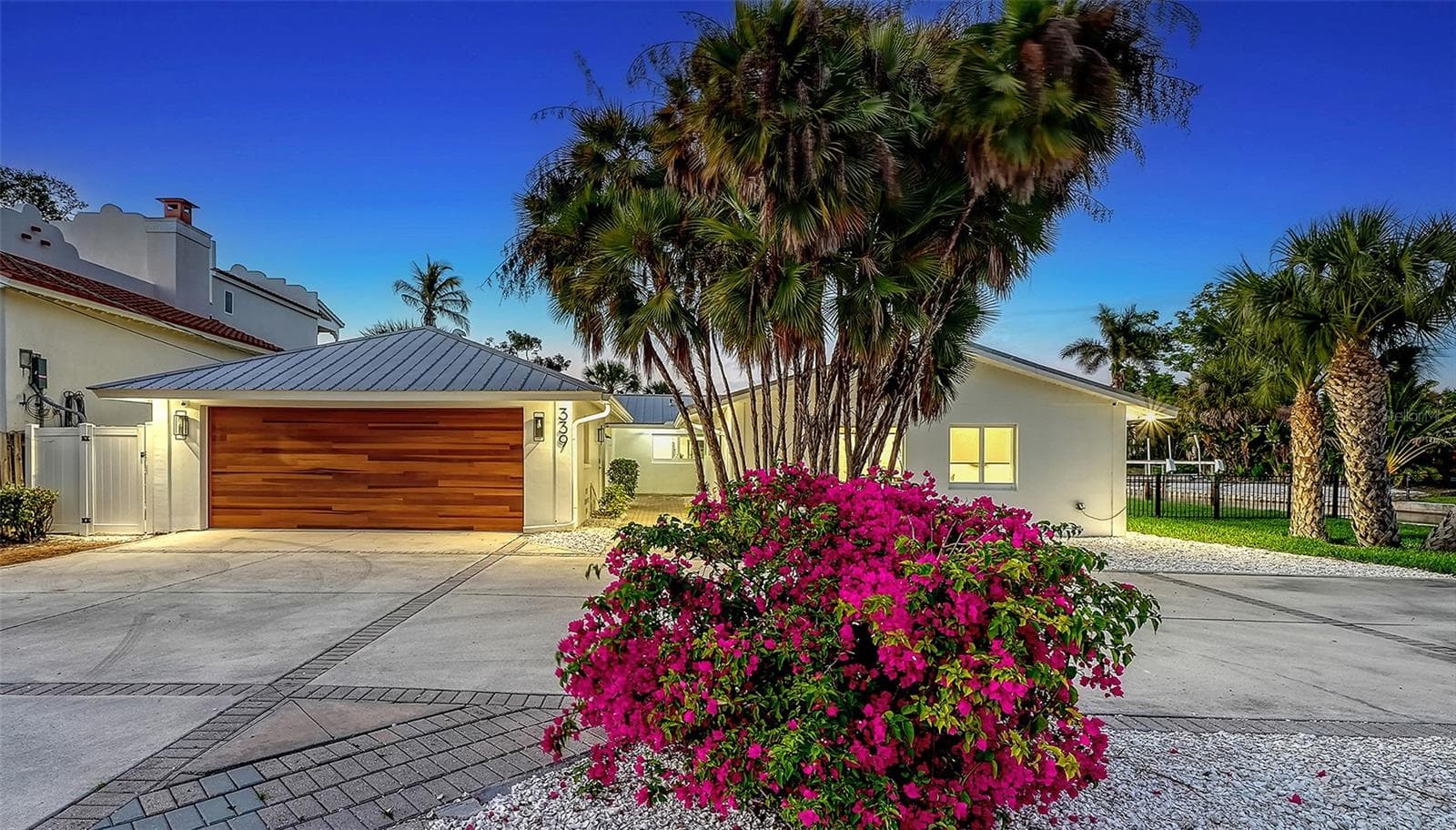 Single Family Residence at 339 TREASURE BOAT WAY, SARASOTA, photo 14 of 97