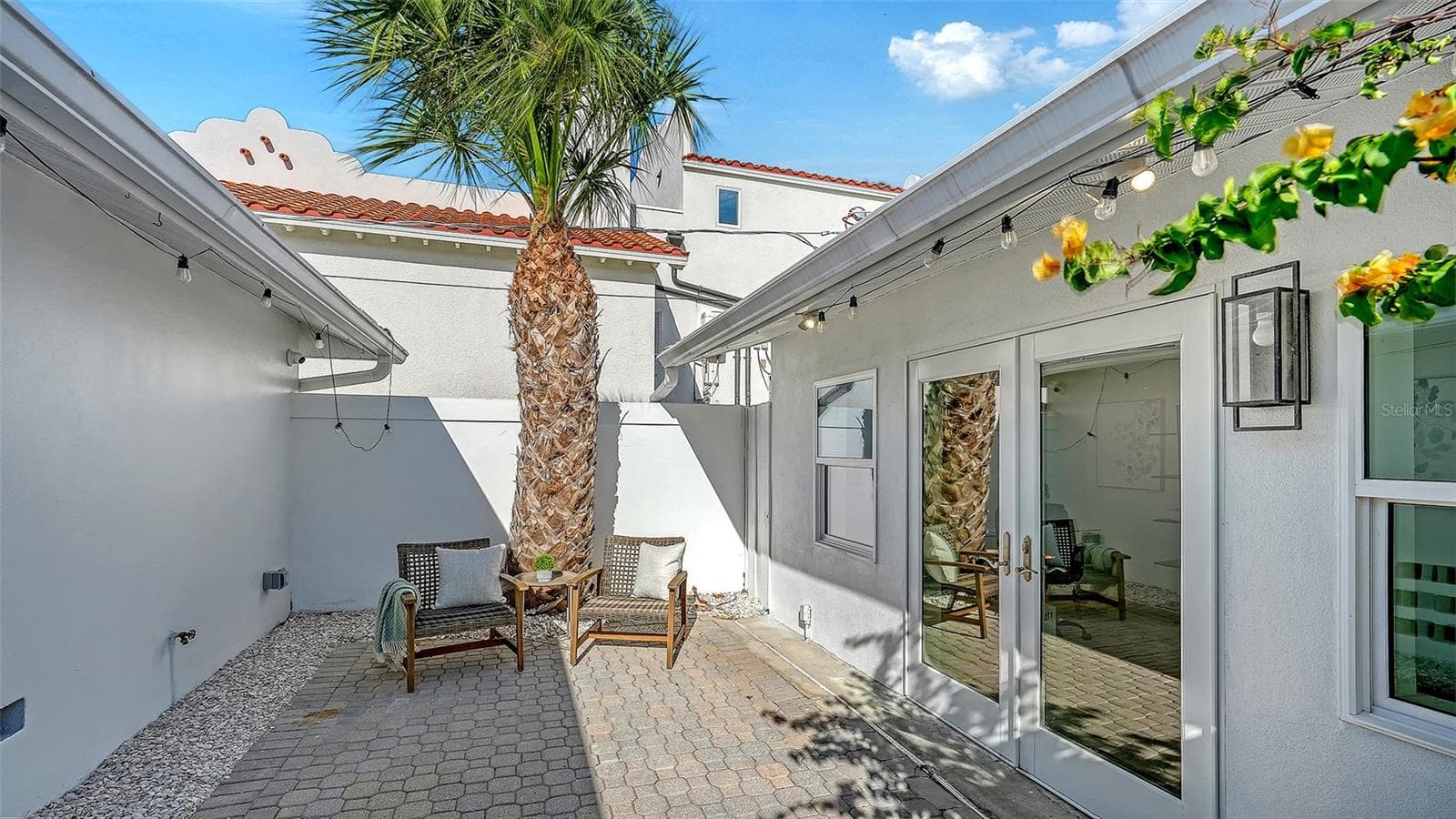Single Family Residence at 339 TREASURE BOAT WAY, SARASOTA, photo 17 of 97