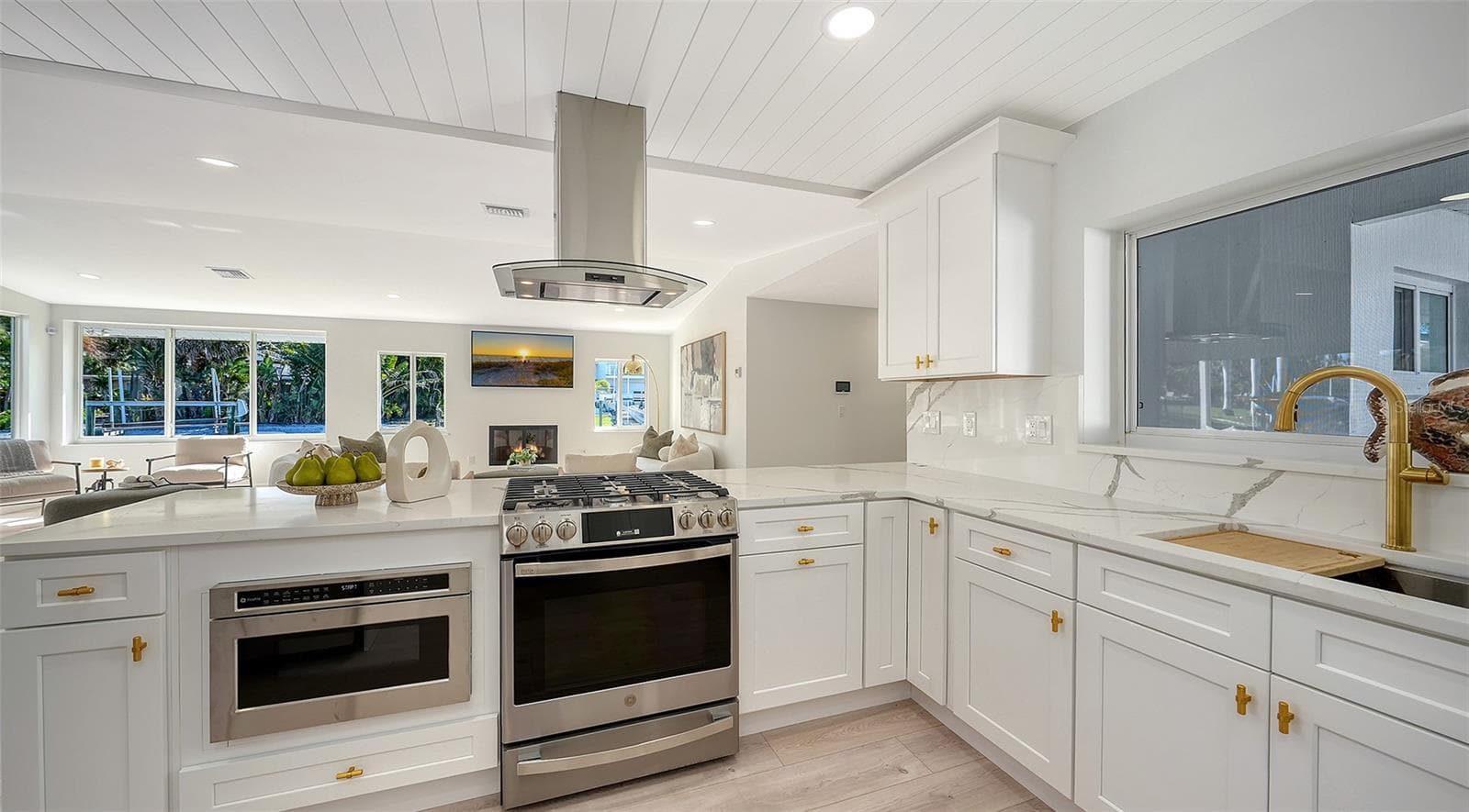 Single Family Residence at 339 TREASURE BOAT WAY, SARASOTA, photo 33 of 97