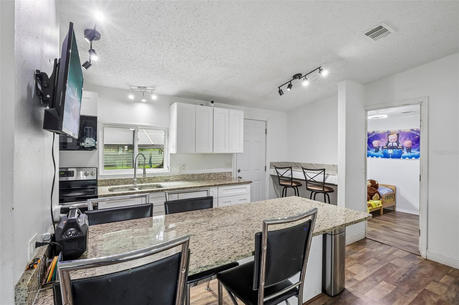 Manufactured Home at 8620 INDIAN RIDGE TRL, LAKELAND, photo 21 of 33