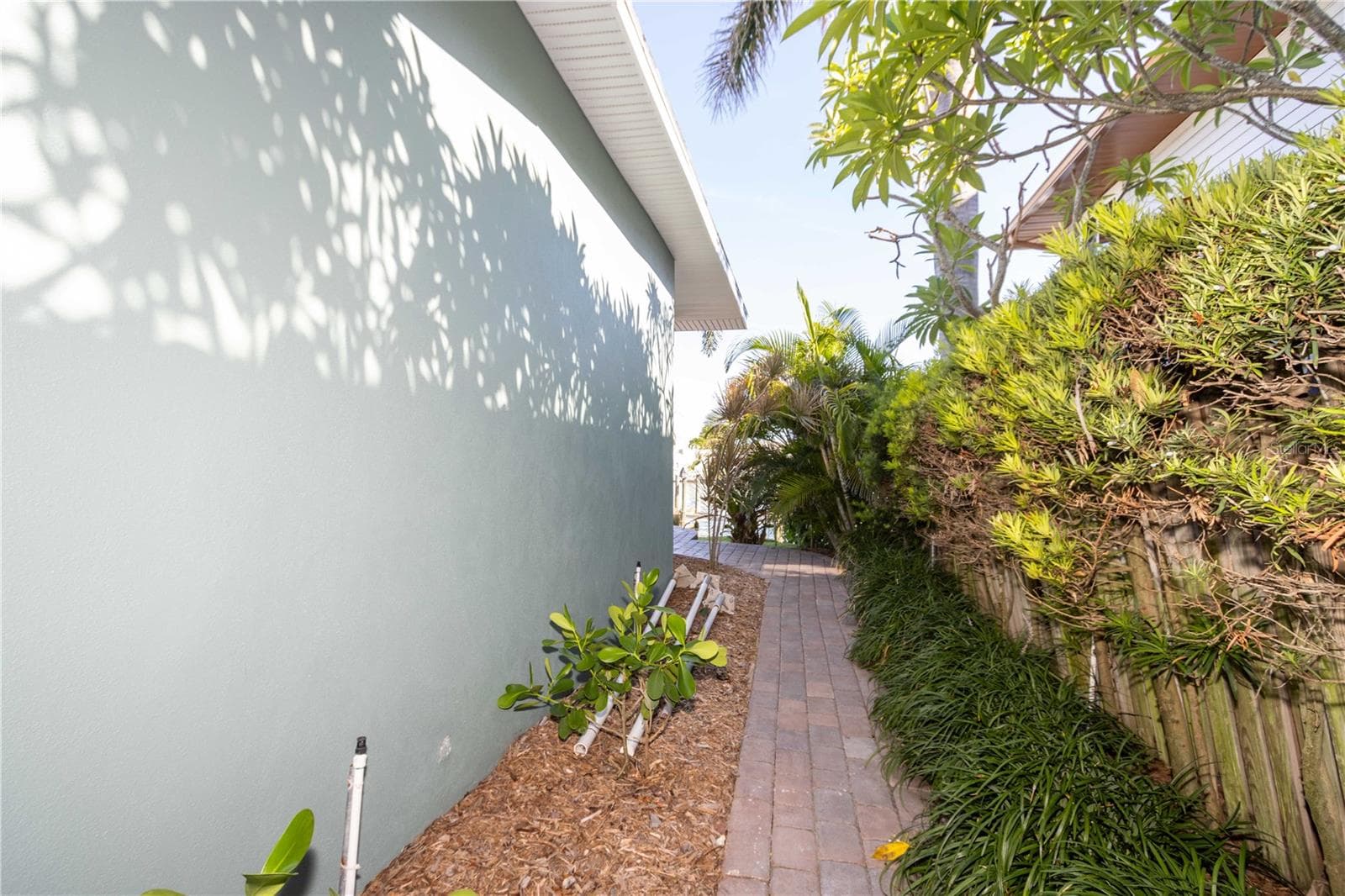Single Family Residence at 440 PALM IS SE, CLEARWATER BEACH, photo 46 of 64