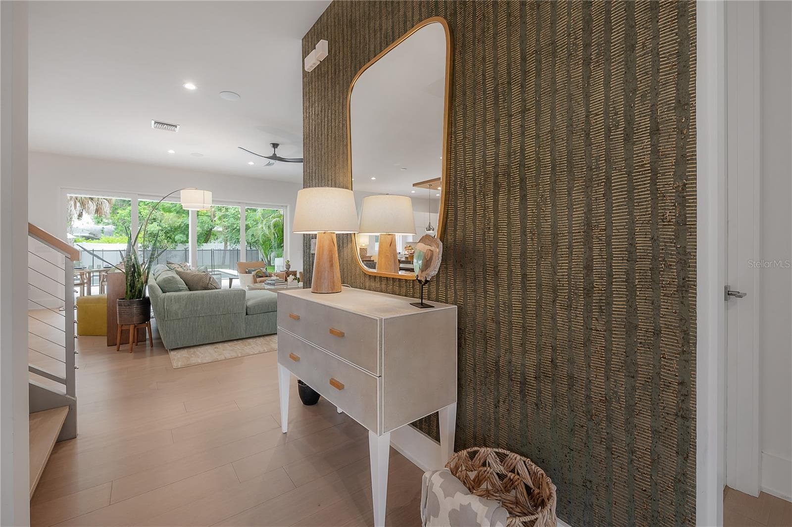 Single Family Residence at 4207 W JETTON AVE, TAMPA, photo 11 of 55