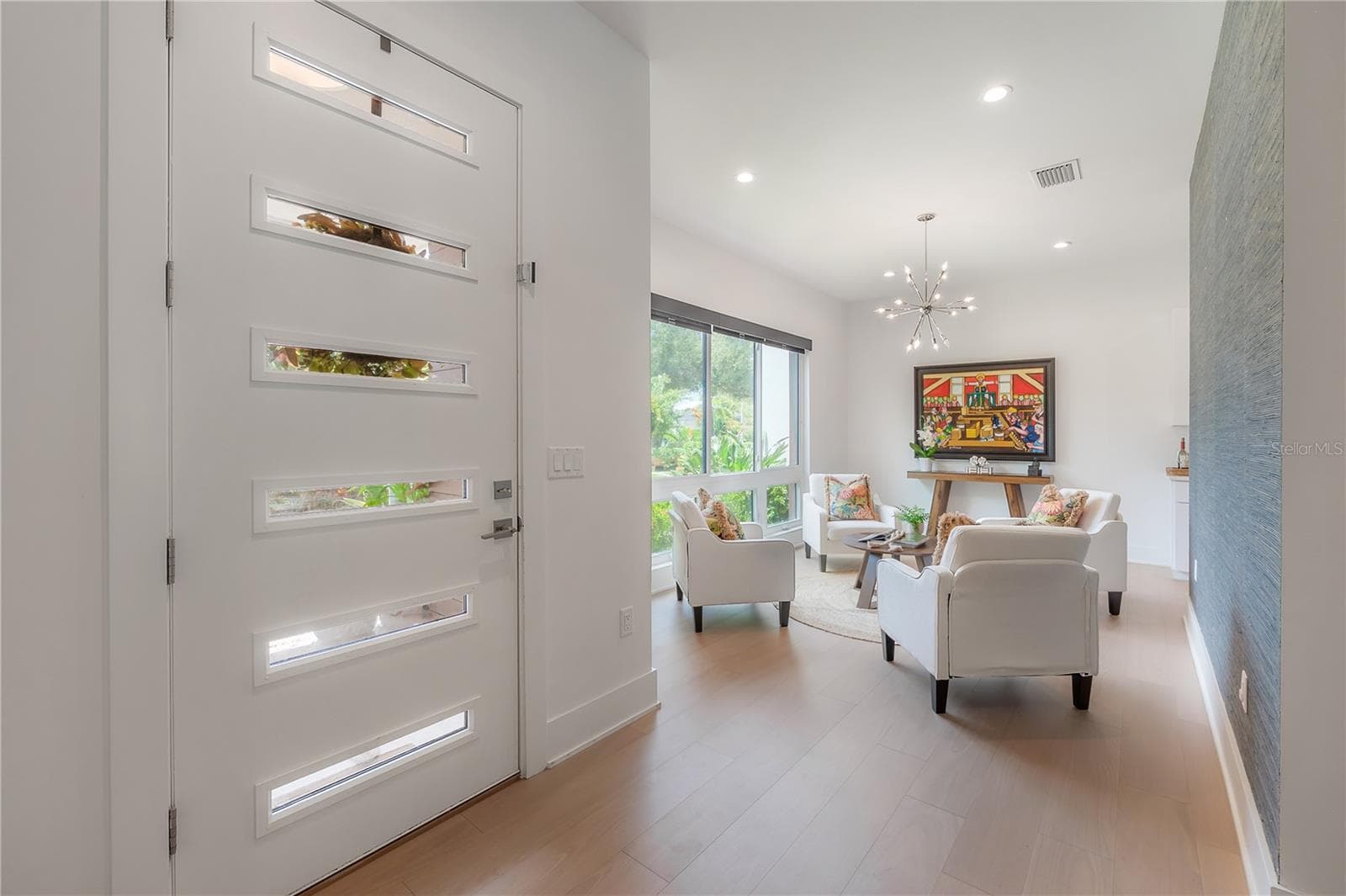 Single Family Residence at 4207 W JETTON AVE, TAMPA, photo 12 of 55
