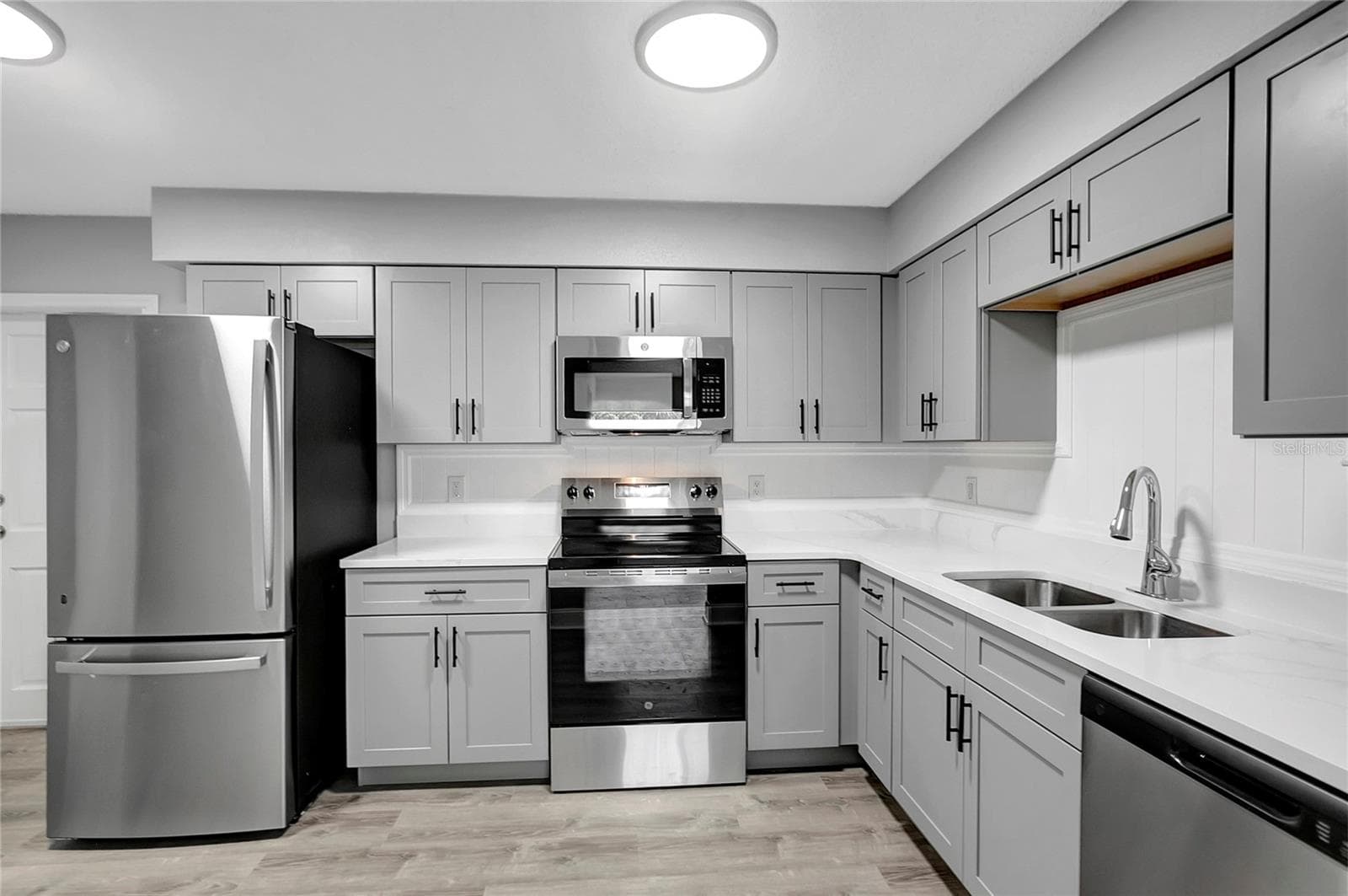 Single Family Residence at 1615 E SITKA ST, TAMPA, photo 11 of 32