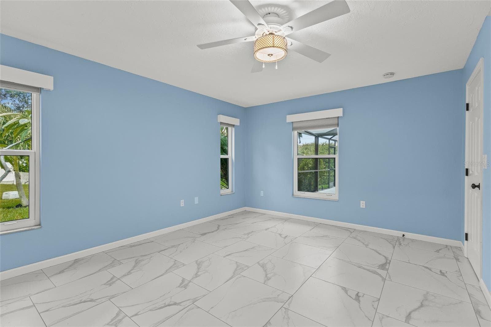 Single Family Residence at 1401 GEORGETOWNE DR, SARASOTA, photo 26 of 71