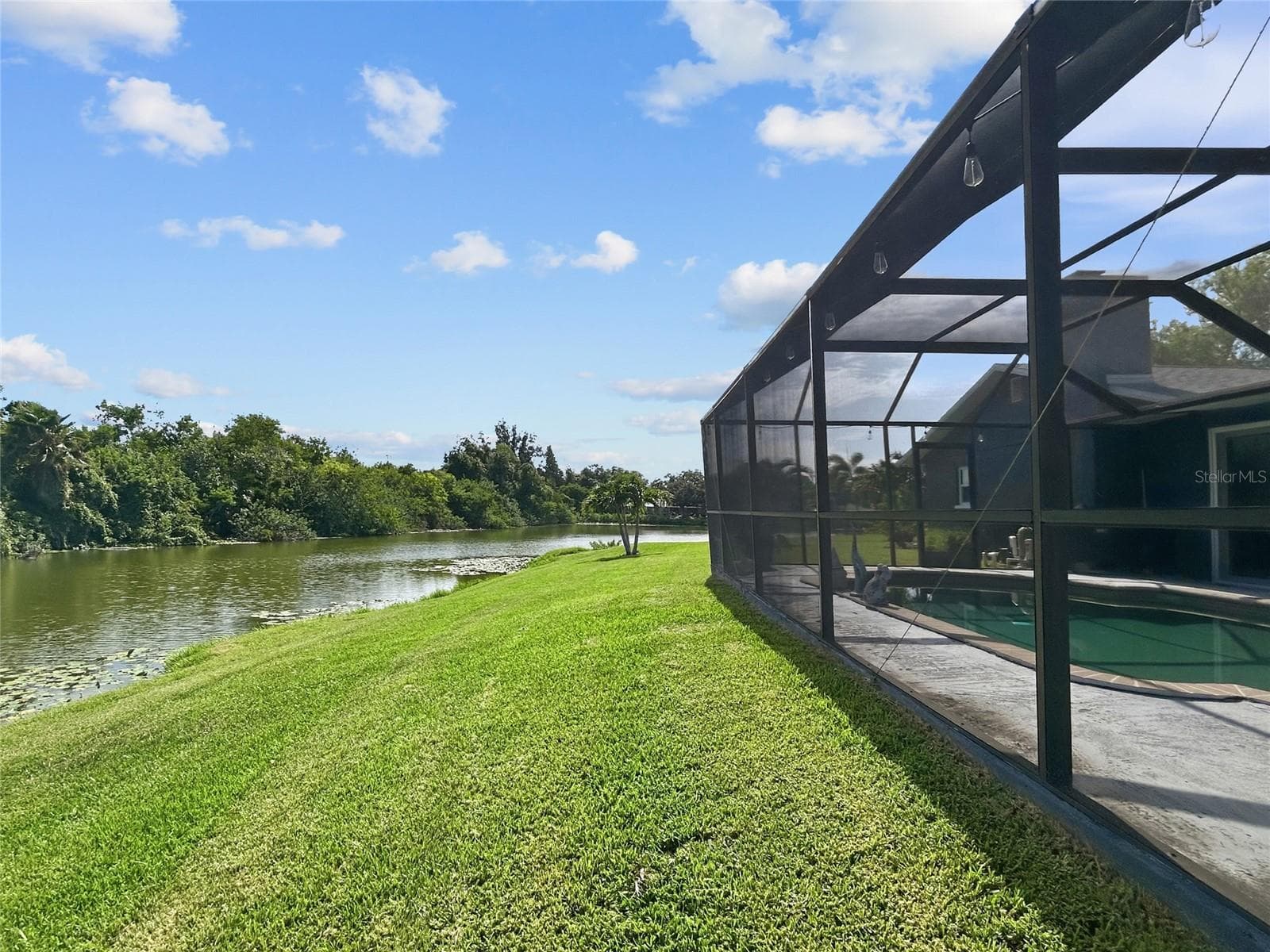 Single Family Residence at 1401 GEORGETOWNE DR, SARASOTA, photo 64 of 71