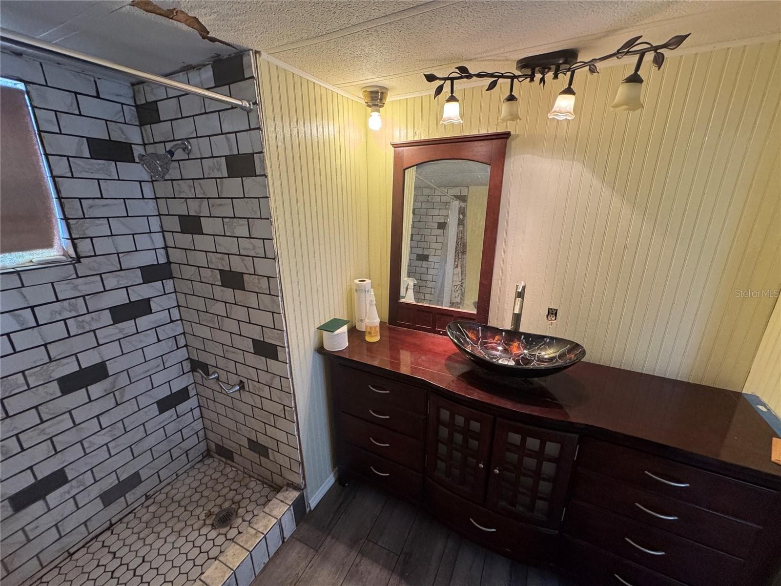 Mobile Home at 11351 S ANN PT, HOMOSASSA, photo 15 of 36