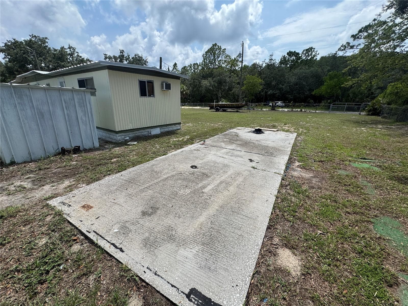Mobile Home at 11351 S ANN PT, HOMOSASSA, photo 32 of 36