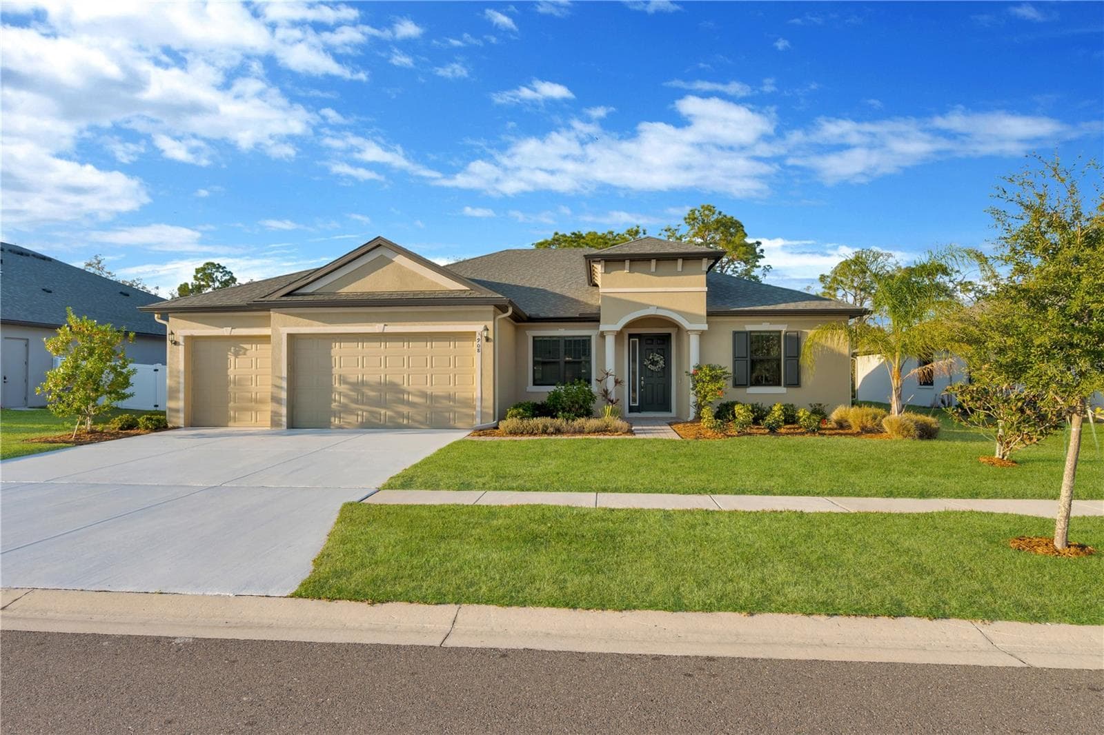 3908 GAVIOTA DR