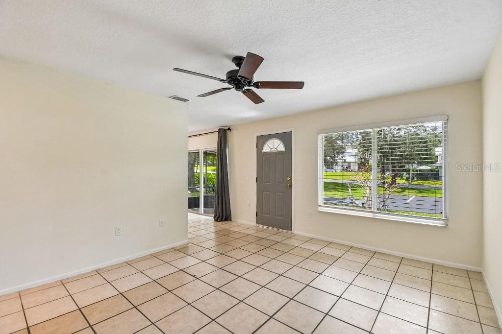 Townhouse at 619 HEATHERTON VLG, ALTAMONTE SPRINGS, photo 11 of 34