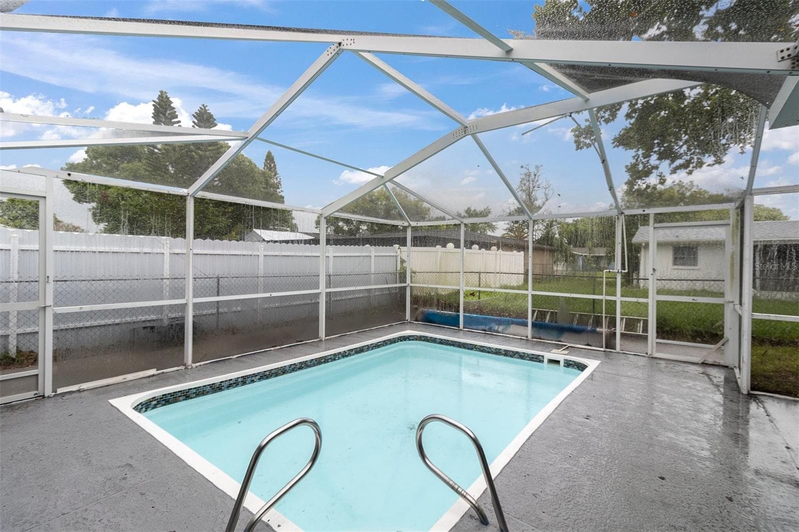 Pool area - 9203 GREENBRIAR LN, PORT RICHEY