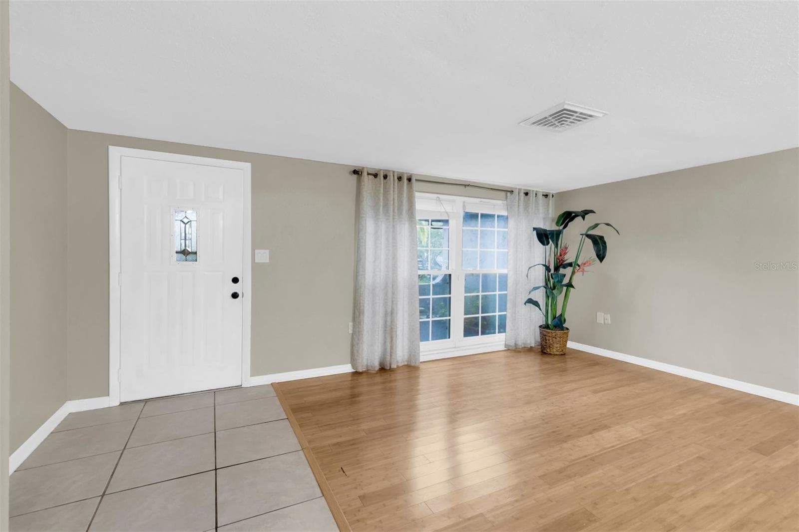 Single Family Residence at 9203 GREENBRIAR LN, PORT RICHEY, photo 24 of 27