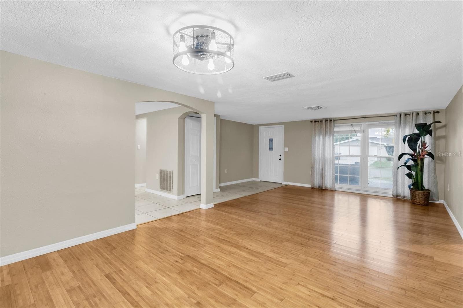Single Family Residence at 9203 GREENBRIAR LN, PORT RICHEY, photo 19 of 27