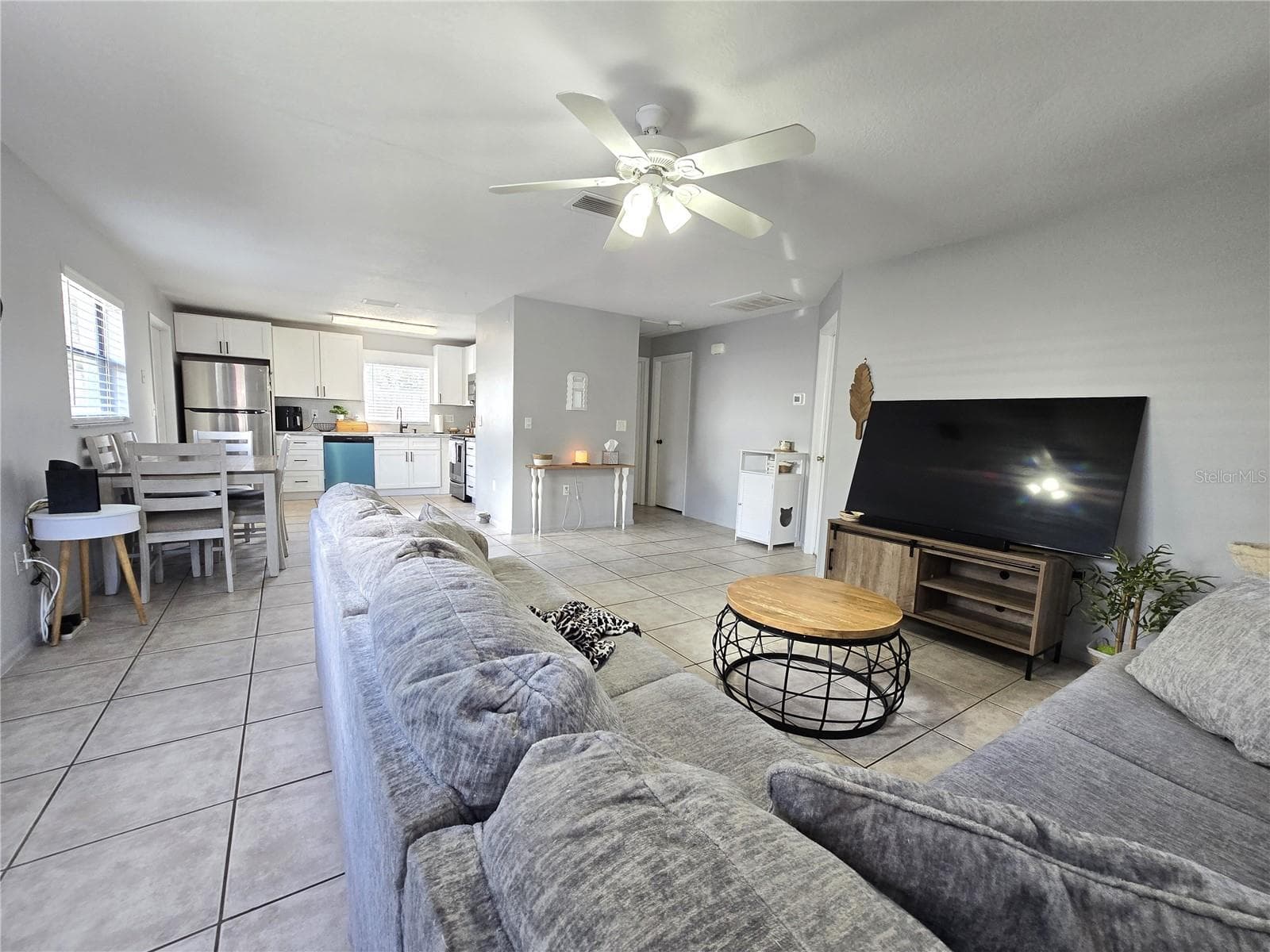 Duplex at 5422 AMY LN, NEW PORT RICHEY, photo 3 of 18
