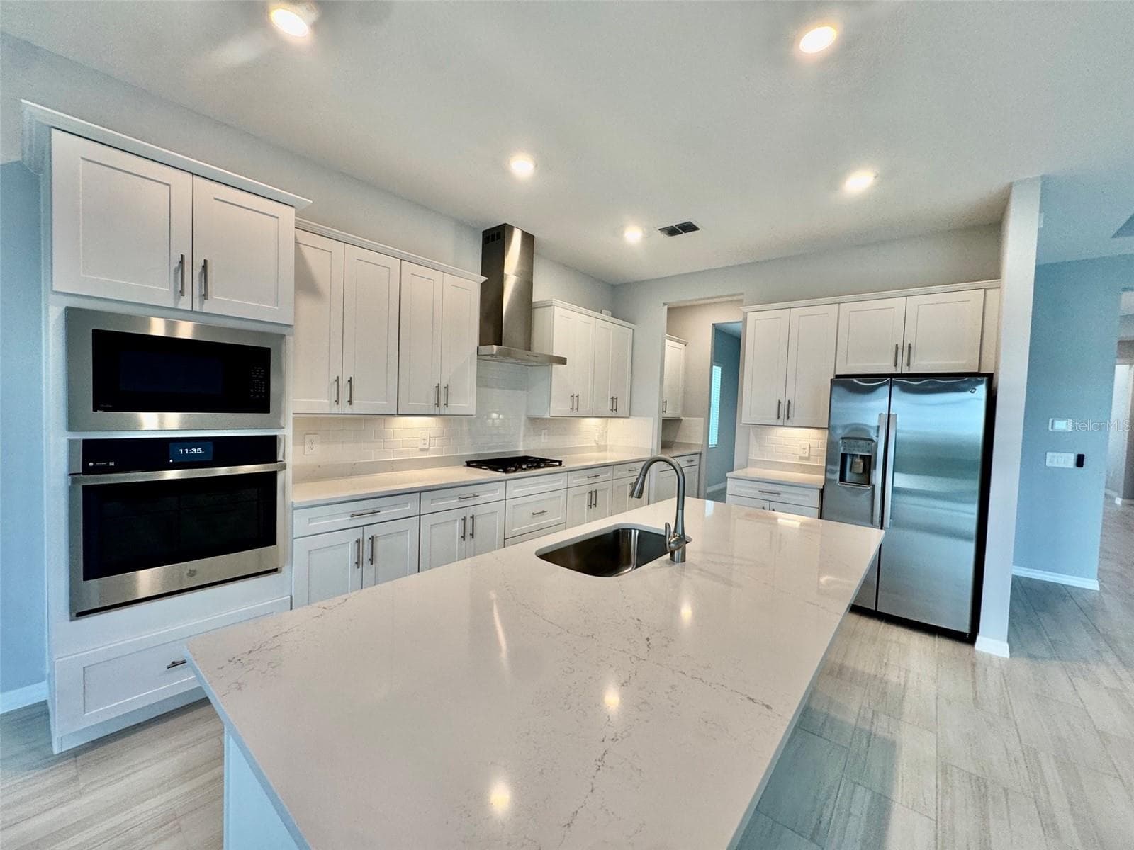 Single Family Residence at 19227 SCALLOP LOOP, LAKEWOOD RANCH, photo 32 of 42