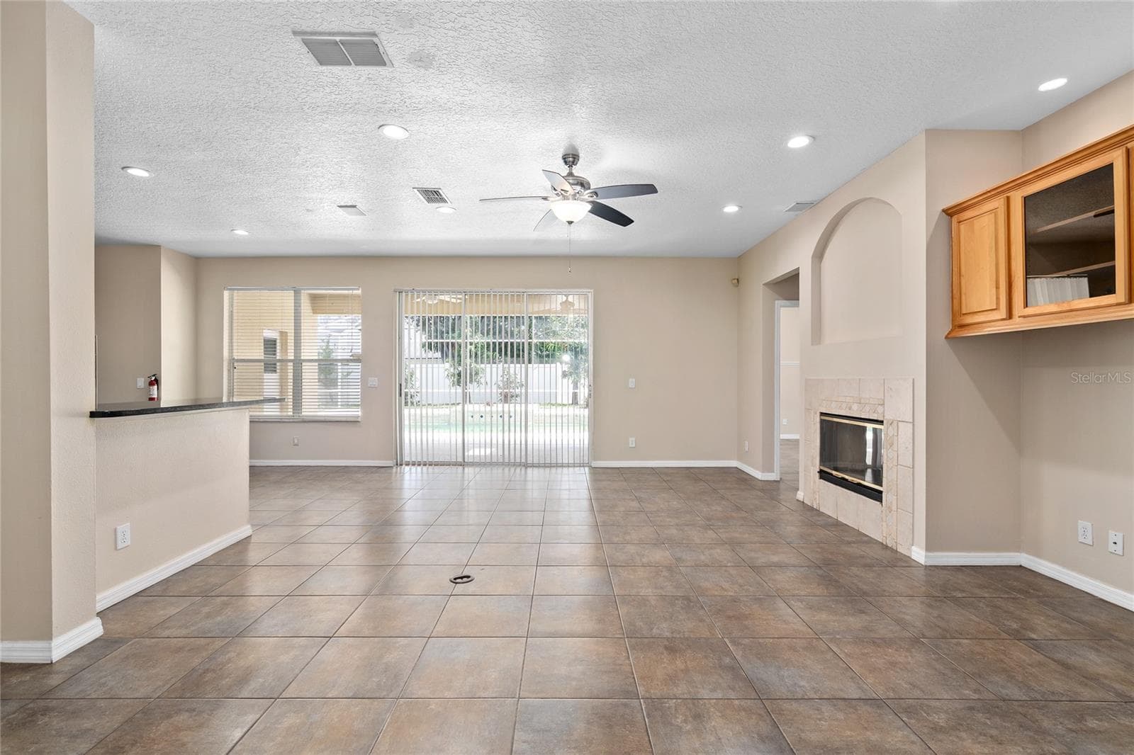 Single Family Residence at 13821 AMBERLEIGH RD, ORLANDO, photo 15 of 56