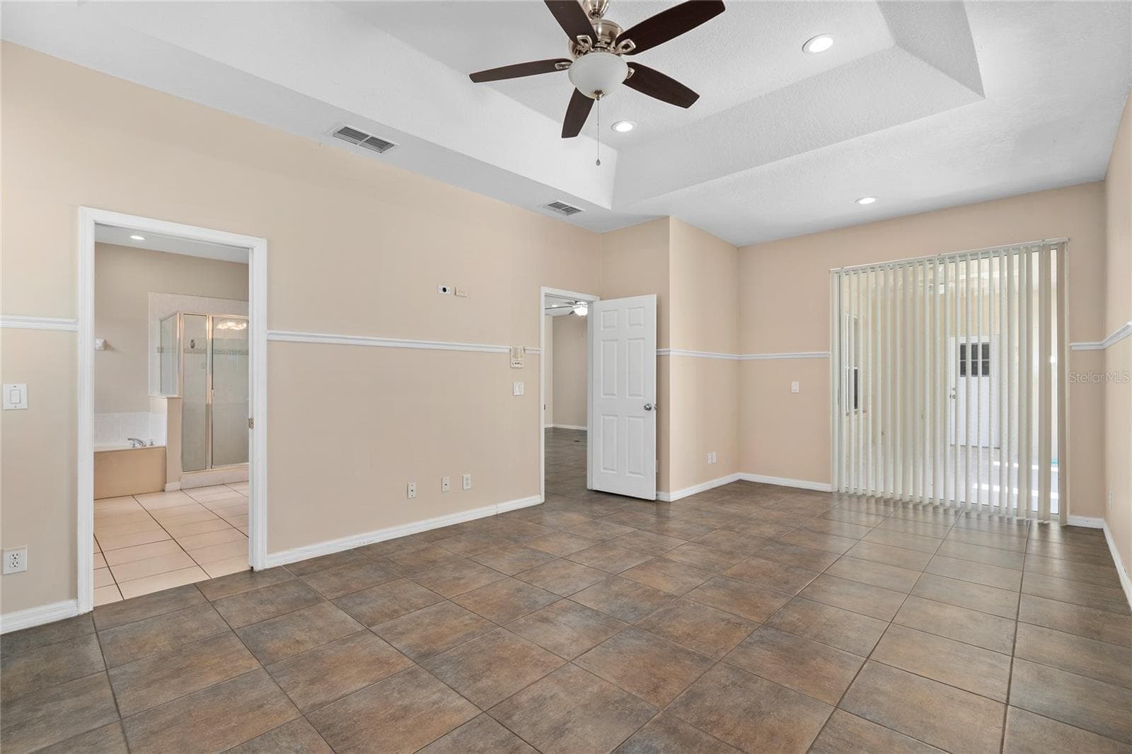 Single Family Residence at 13821 AMBERLEIGH RD, ORLANDO, photo 24 of 56