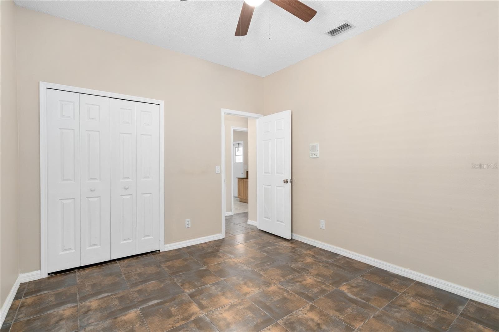 Single Family Residence at 13821 AMBERLEIGH RD, ORLANDO, photo 29 of 56