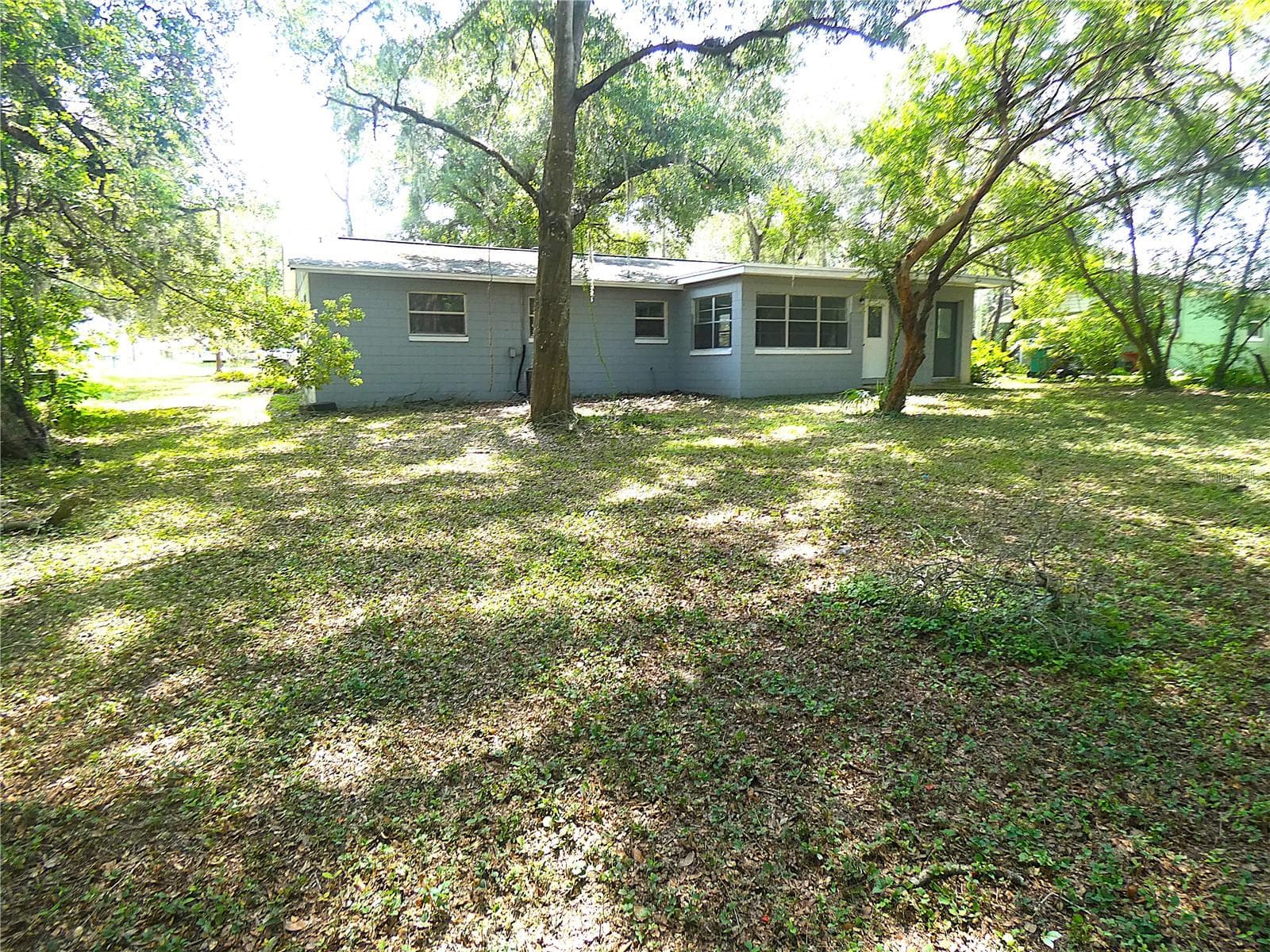 Single Family Residence at 106 WILLARD AVE, FRUITLAND PARK, photo 7 of 29