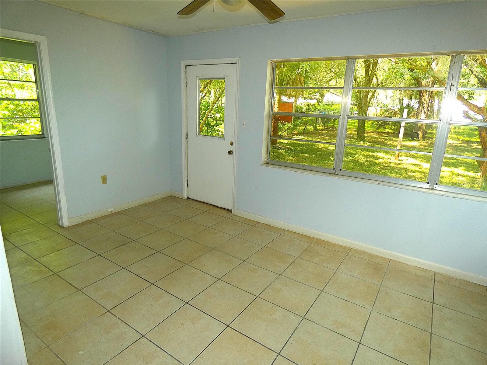 Single Family Residence at 106 WILLARD AVE, FRUITLAND PARK, photo 14 of 29