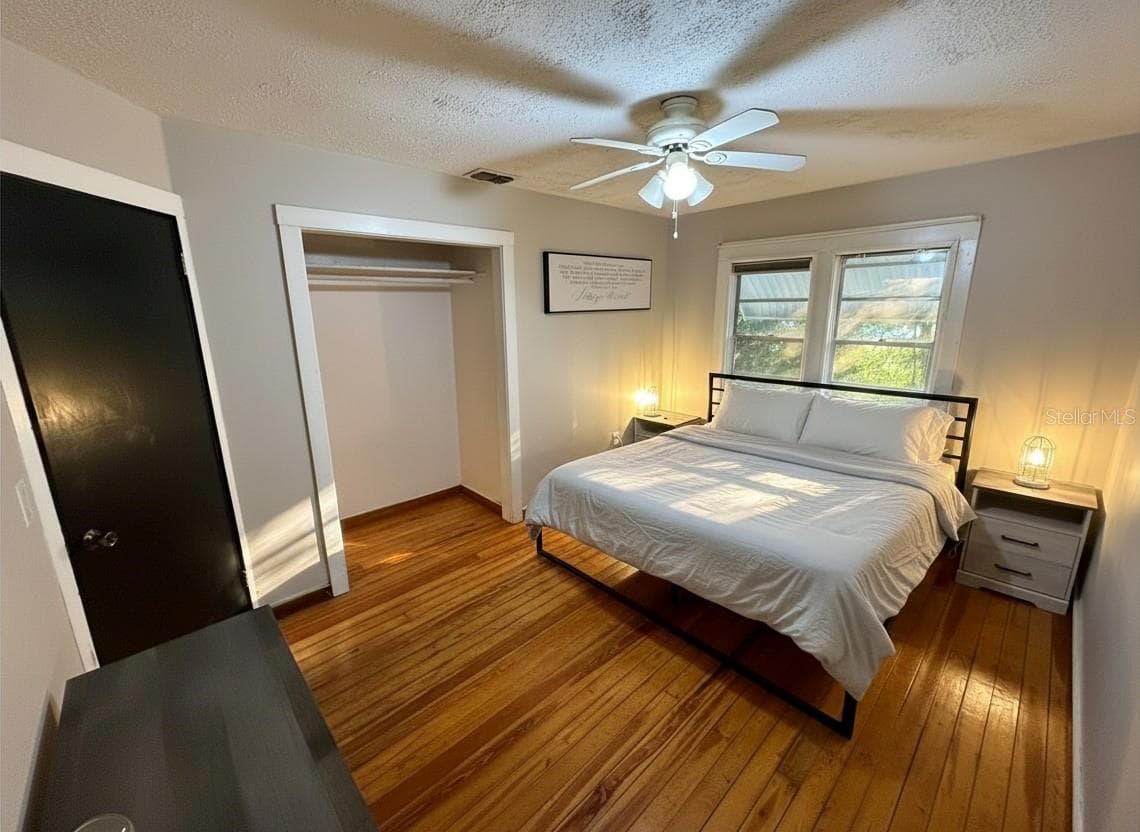 Single Family Residence at 37318 CARTER AVE, DADE CITY, photo 6 of 11