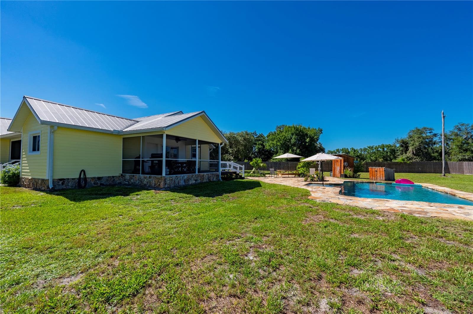 Single Family Residence at 30941 TURKEY OAK RD, PUNTA GORDA, photo 47 of 66