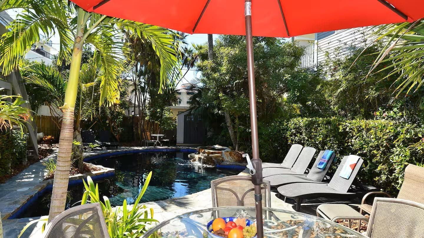 Single Family Residence at 5610 AVENIDA DEL MARE, SARASOTA, photo 6 of 13