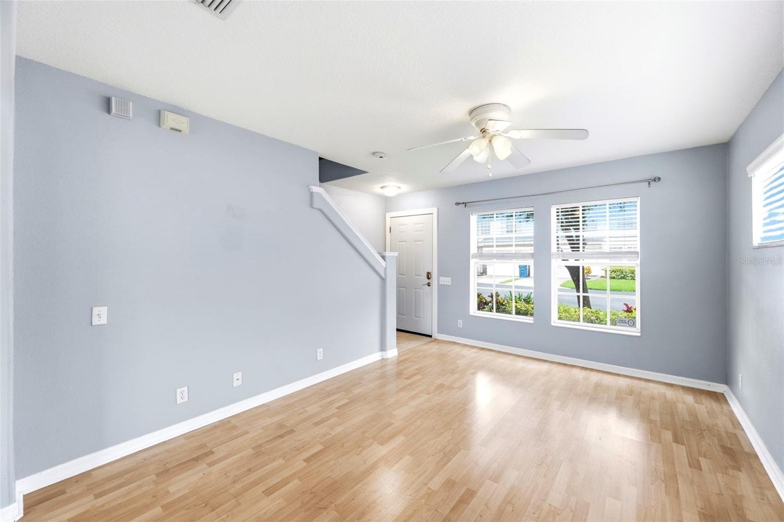 Townhouse at 8013 BOONE DR, LARGO, photo 6 of 21