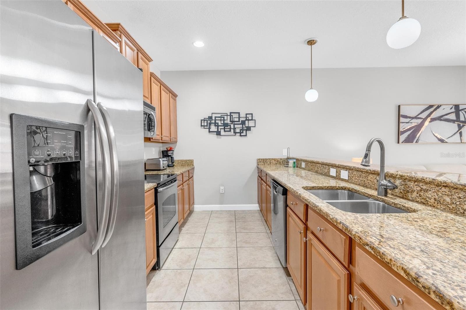 Townhouse at 8956 CALIFORNIA PALM RD, KISSIMMEE, photo 6 of 75
