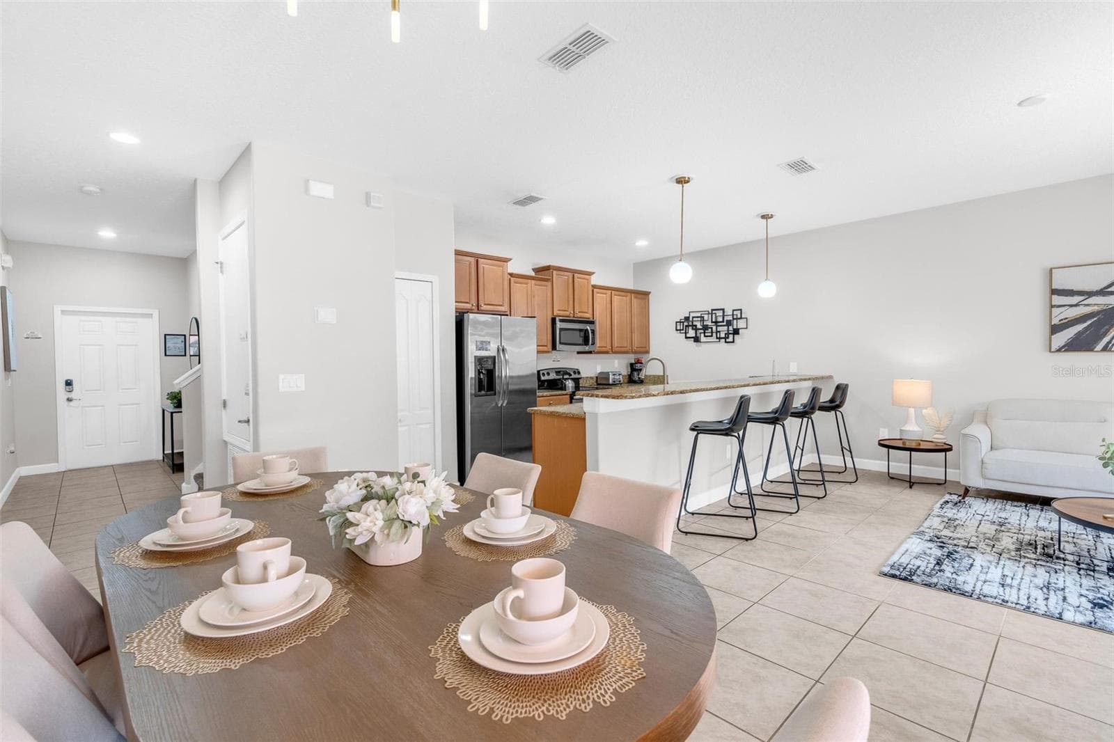 Townhouse at 8956 CALIFORNIA PALM RD, KISSIMMEE, photo 9 of 75