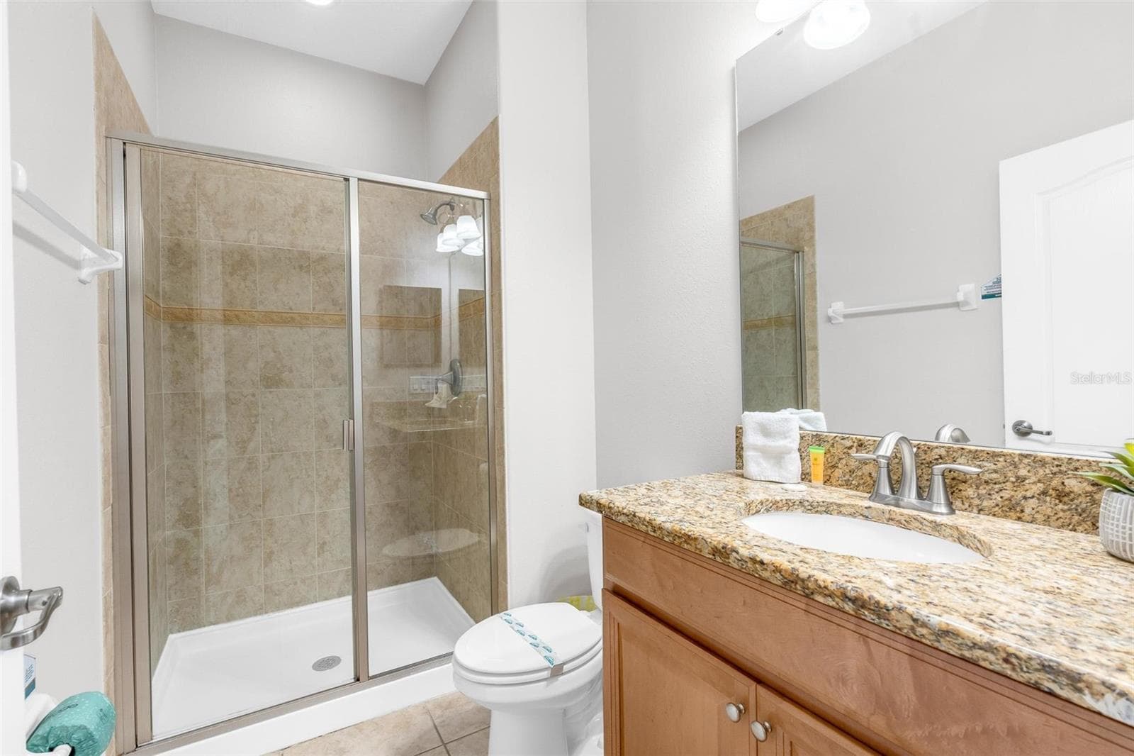 Townhouse at 8956 CALIFORNIA PALM RD, KISSIMMEE, photo 15 of 75