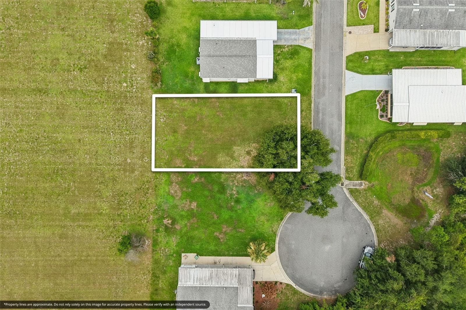Approximate lot lines - 2341 W COACH N FOUR DR, LEESBURG